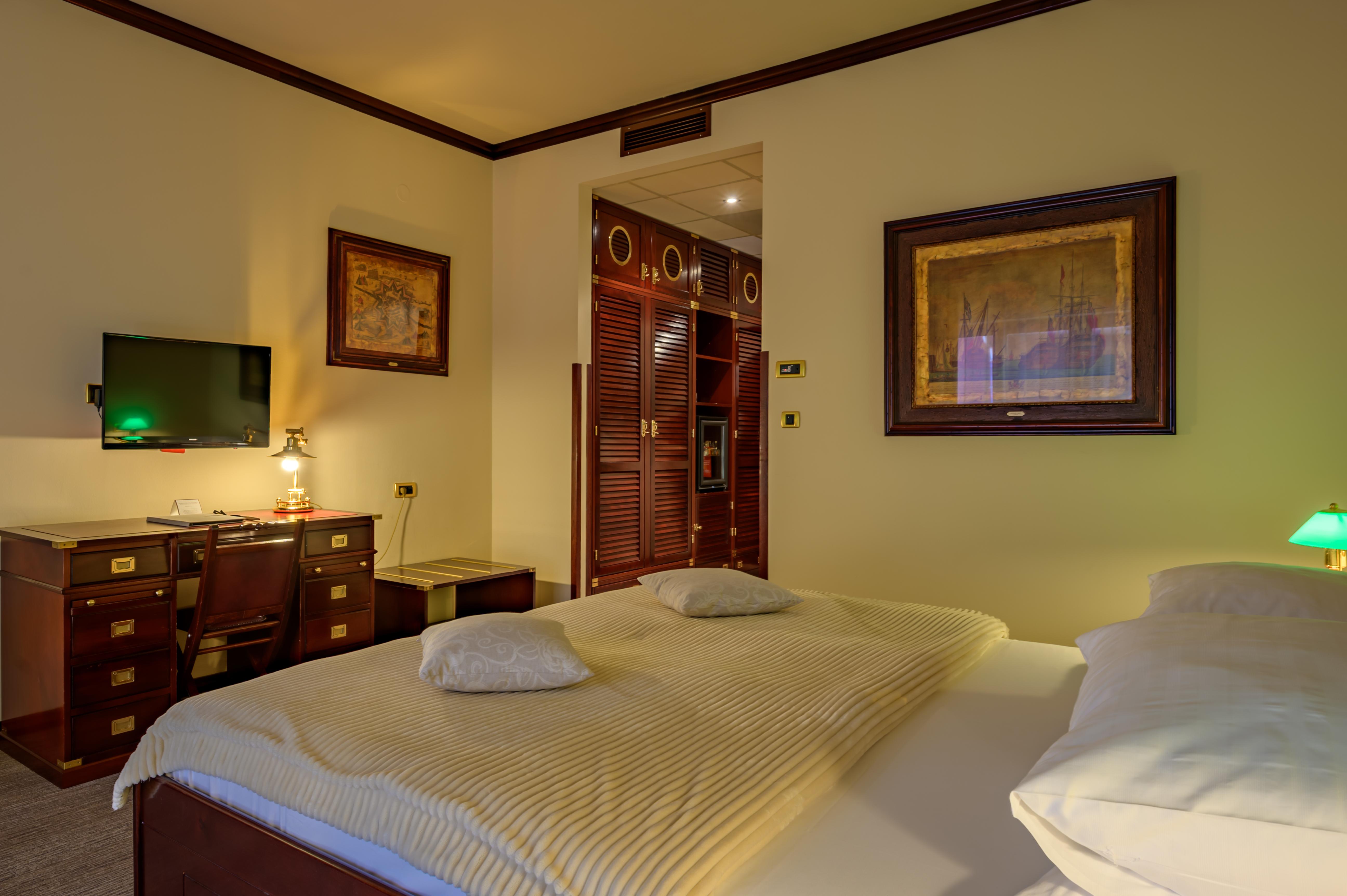 Boutique Hotel Nautica - Spa & Wellness, Free Parking, Pet Friendly Novigrad Istria المظهر الخارجي الصورة