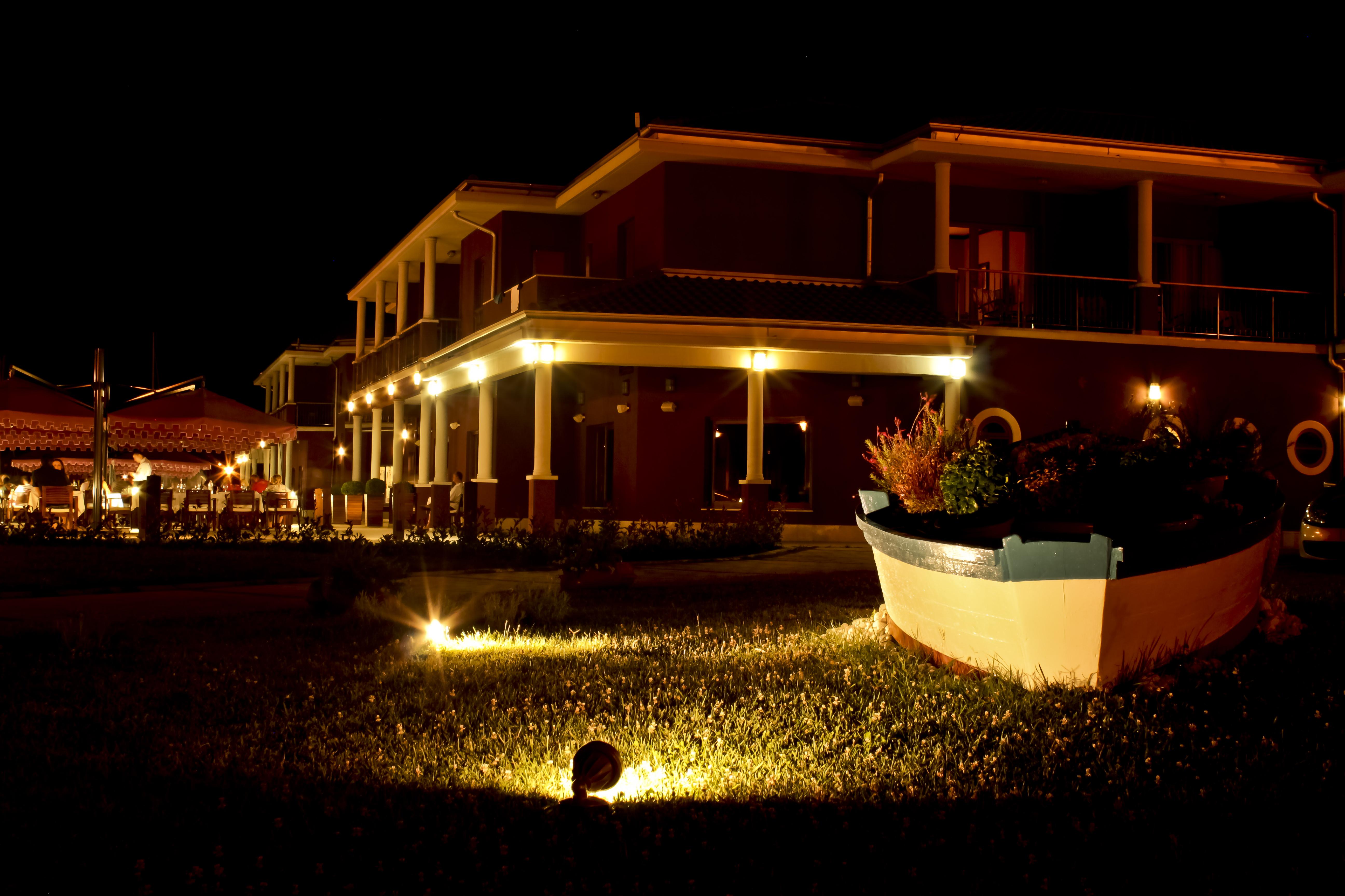 Boutique Hotel Nautica - Spa & Wellness, Free Parking, Pet Friendly Novigrad Istria المظهر الخارجي الصورة