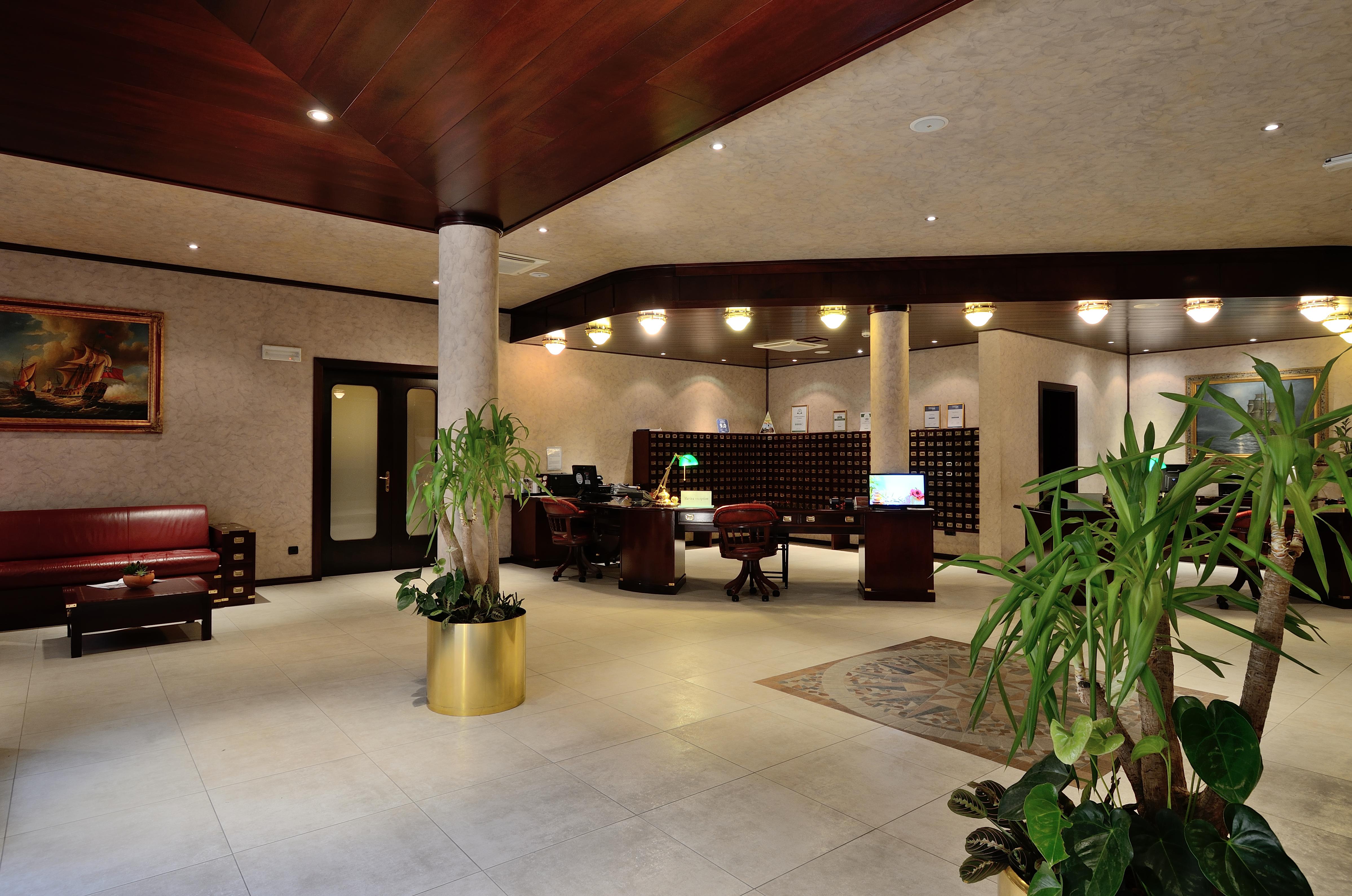 Boutique Hotel Nautica - Spa & Wellness, Free Parking, Pet Friendly Novigrad Istria المظهر الخارجي الصورة