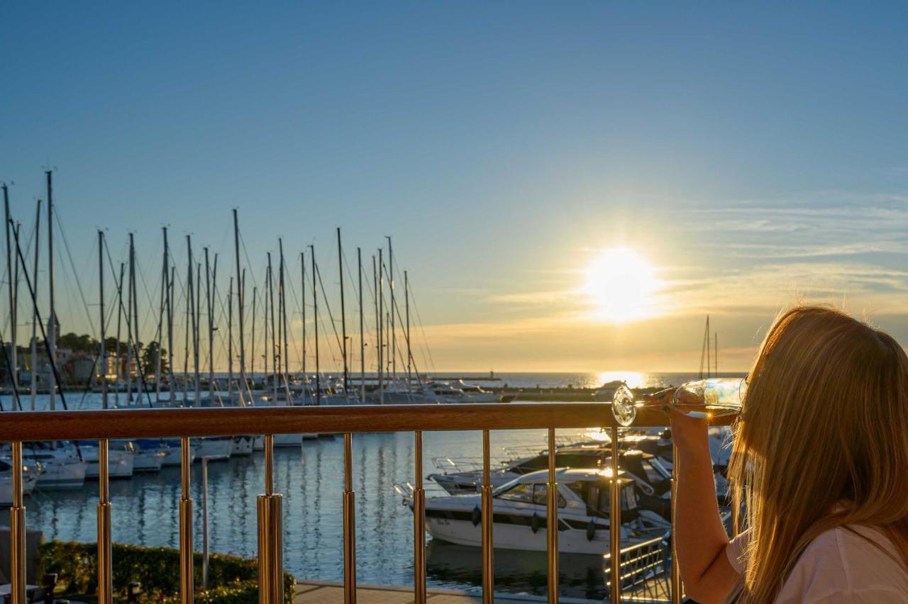 Boutique Hotel Nautica - Spa & Wellness, Free Parking, Pet Friendly Novigrad Istria المظهر الخارجي الصورة