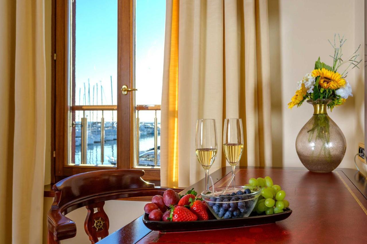 Boutique Hotel Nautica - Spa & Wellness, Free Parking, Pet Friendly Novigrad Istria المظهر الخارجي الصورة