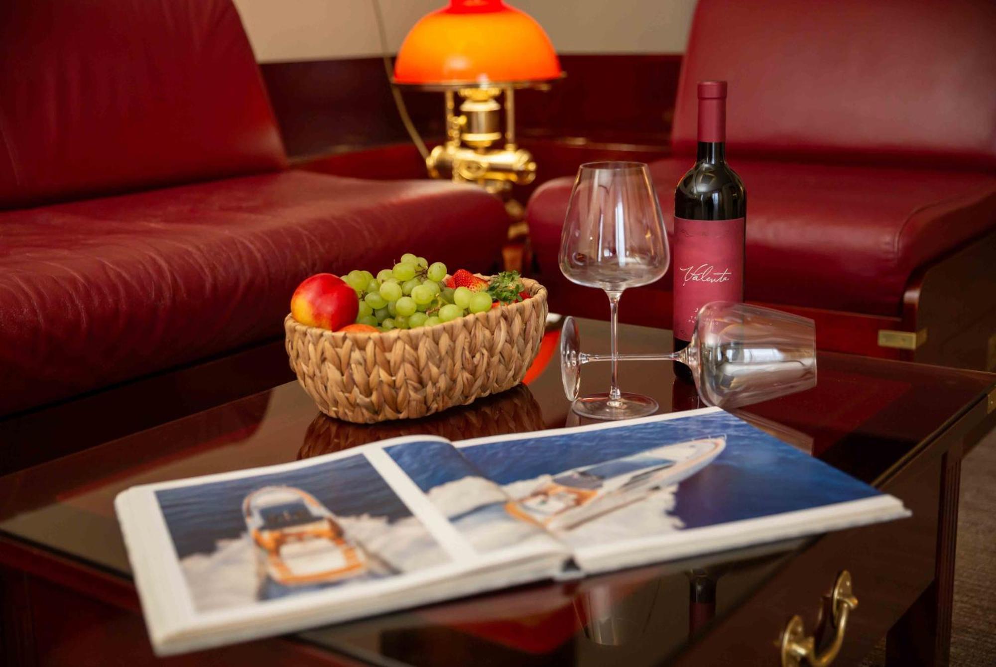 Boutique Hotel Nautica - Spa & Wellness, Free Parking, Pet Friendly Novigrad Istria الغرفة الصورة
