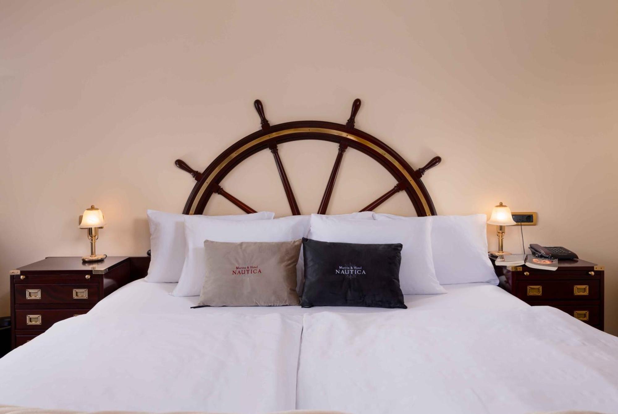 Boutique Hotel Nautica - Spa & Wellness, Free Parking, Pet Friendly Novigrad Istria الغرفة الصورة