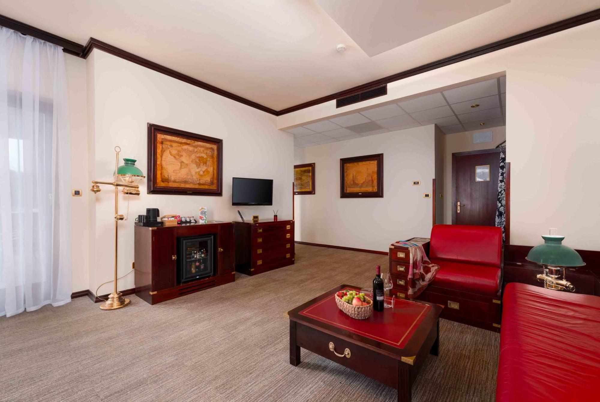 Boutique Hotel Nautica - Spa & Wellness, Free Parking, Pet Friendly Novigrad Istria الغرفة الصورة