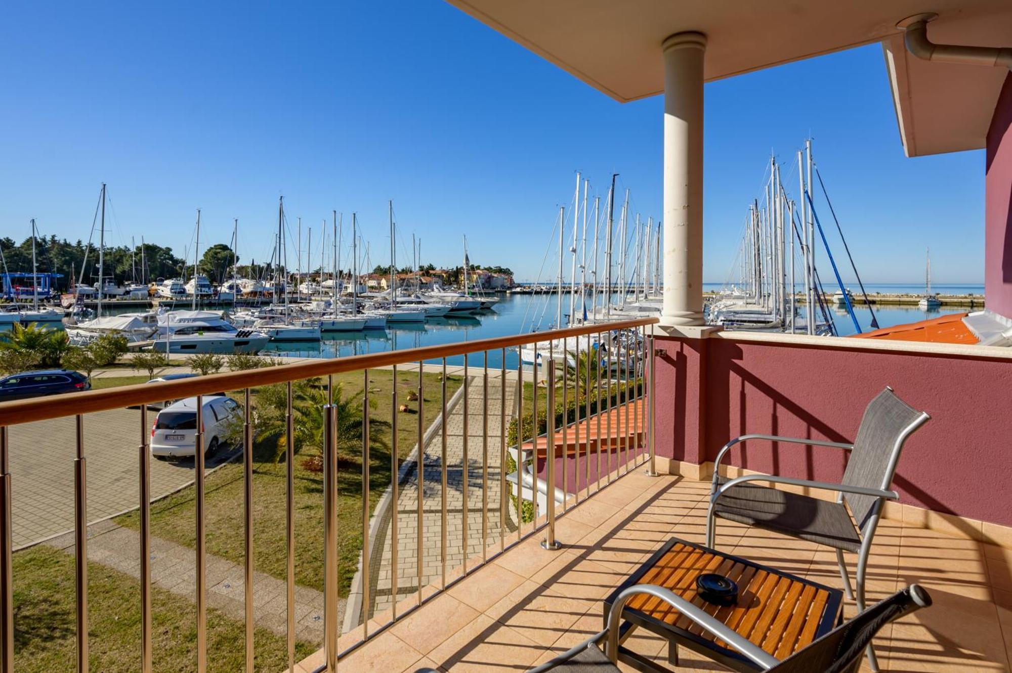 Boutique Hotel Nautica - Spa & Wellness, Free Parking, Pet Friendly Novigrad Istria المظهر الخارجي الصورة