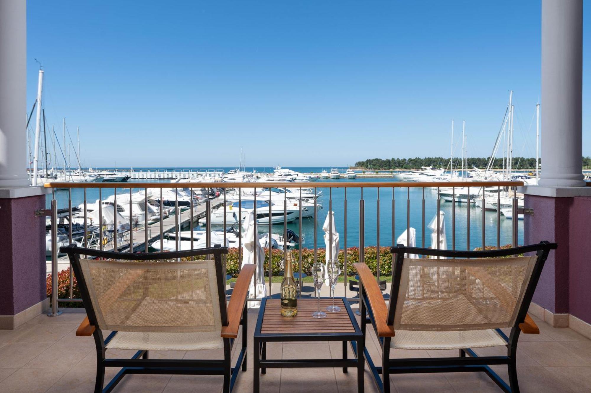 Boutique Hotel Nautica - Spa & Wellness, Free Parking, Pet Friendly Novigrad Istria المظهر الخارجي الصورة