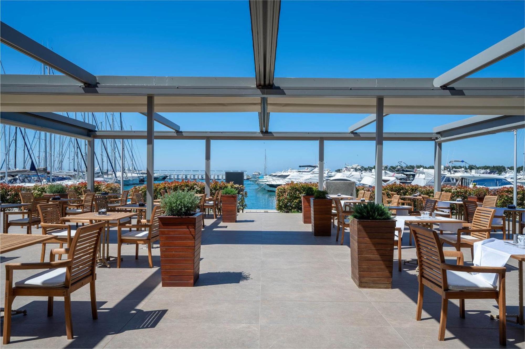 Boutique Hotel Nautica - Spa & Wellness, Free Parking, Pet Friendly Novigrad Istria المظهر الخارجي الصورة